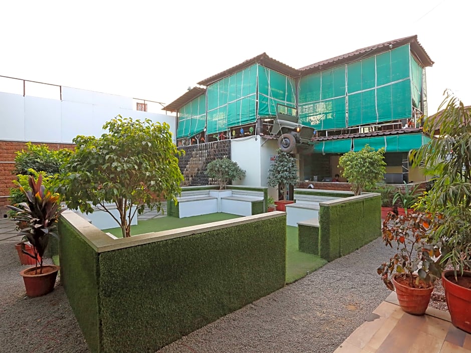 897 Hotel Surabhi Elite