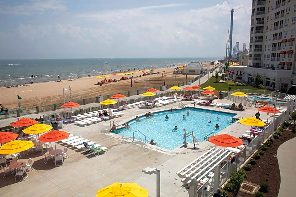 Cedar Point Hotel Breakers