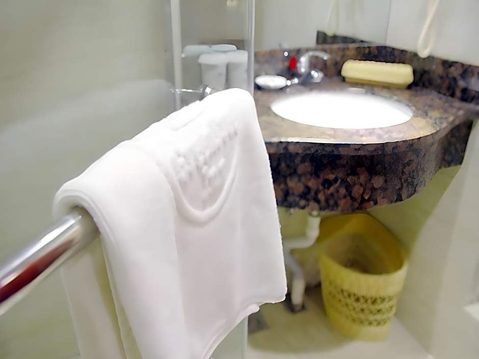 GreenTree Inn Jiangyin Zhouzhuang Shiji Avenue Business Hotel