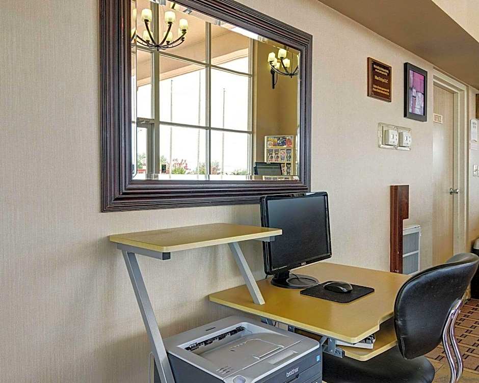 Quality Inn Conway - Greenbrier