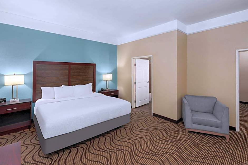 La Quinta Inn & Suites by Wyndham Houma