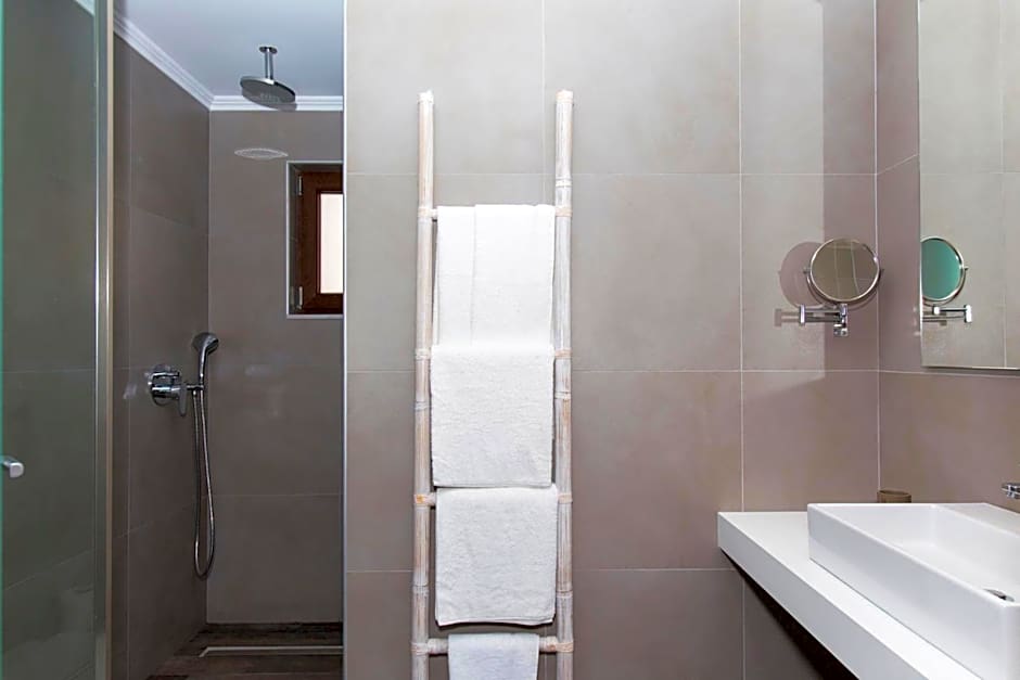 Lindos Del Mar Suites - Adults Only