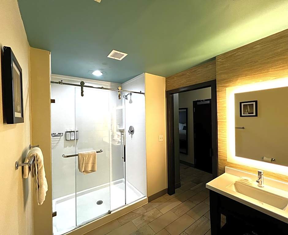 Marina Bay Hotel & Suites, an Ascend Collection Hotel