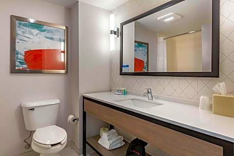 Standard Queen Room with Two Queen Beds - Non Smoking