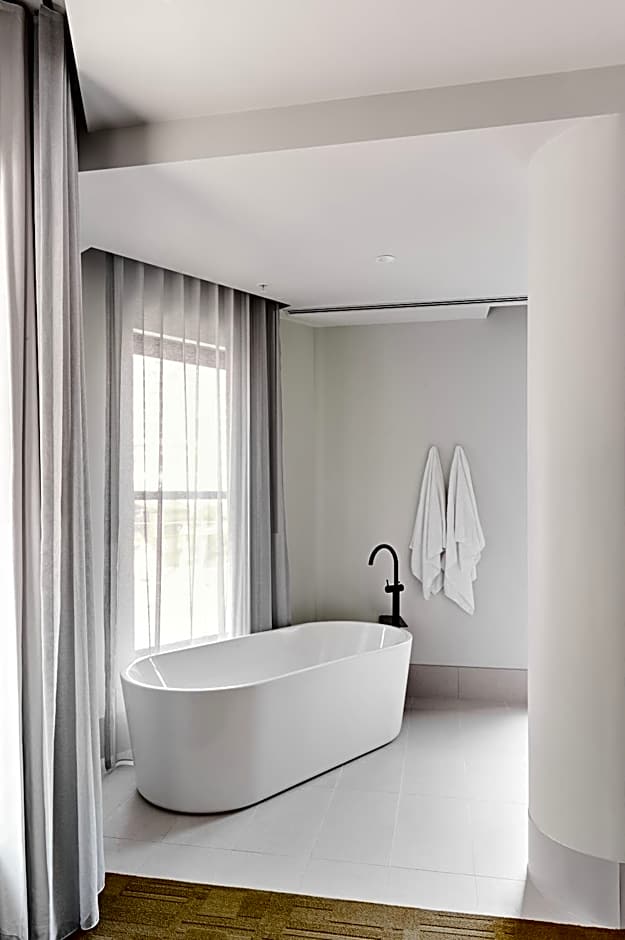 Central Club Hotel - North Melbourne