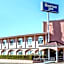Rodeway Inn Near Melrose Ave