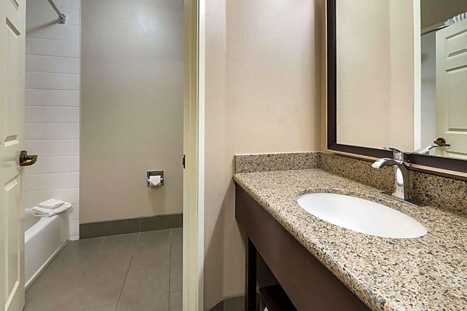 Best Western Plus Kalispell/Glacier Park West Hotel & Suites