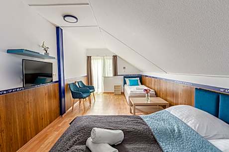 Triple Room with Balcony