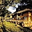 Caracal Lodge