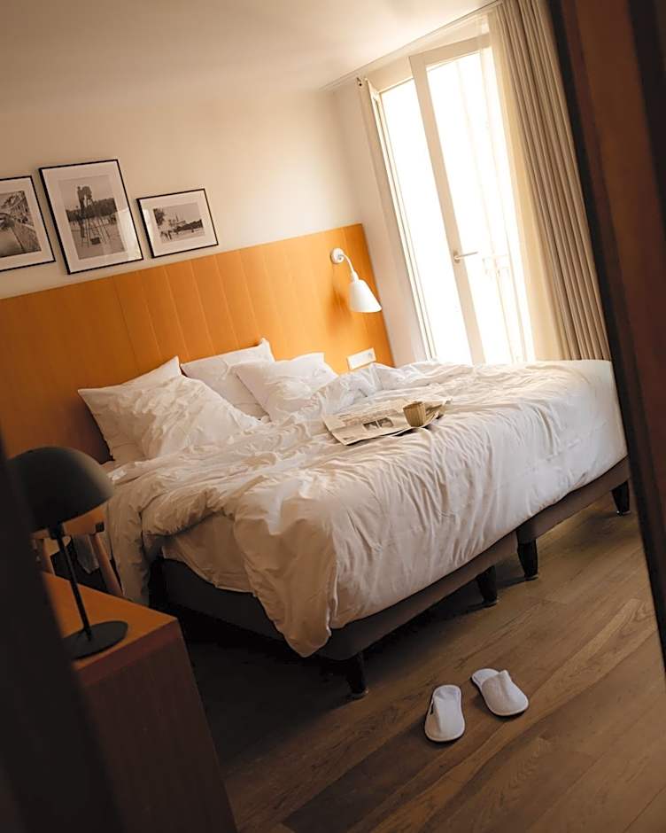 9Hotel Republique