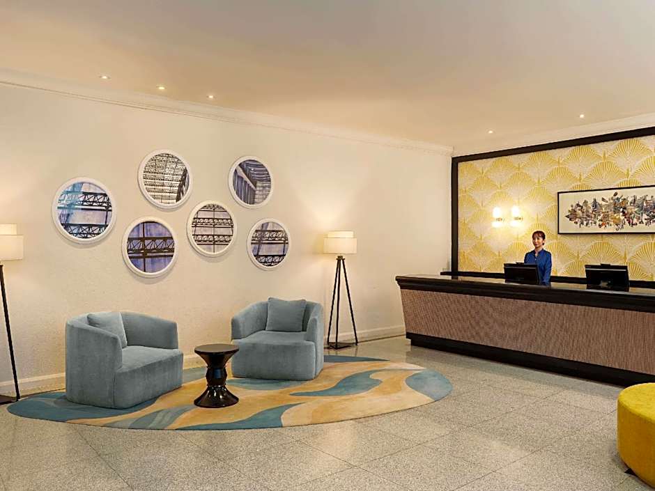 Grand Mercure Bangkok Atrium