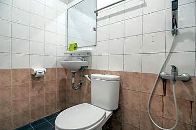 Yehezkiel Hotel Lembang Mitra RedDoorz