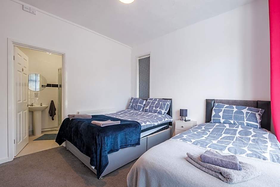 OYO The Pickering Park Hotel