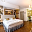 Friedrich von Schiller Hotel
