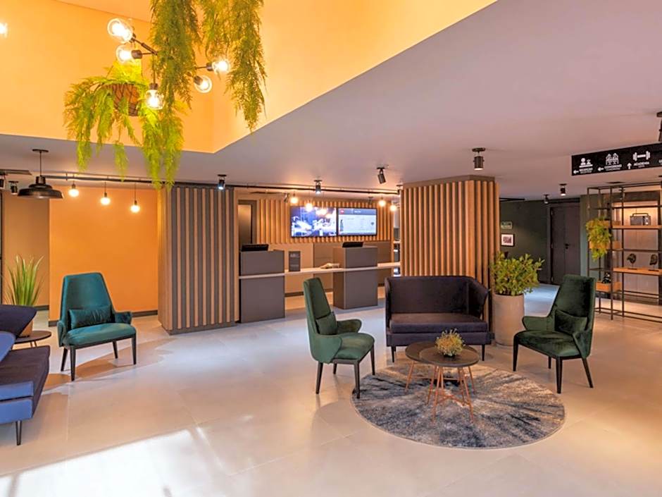 Ibis Curitiba Batel