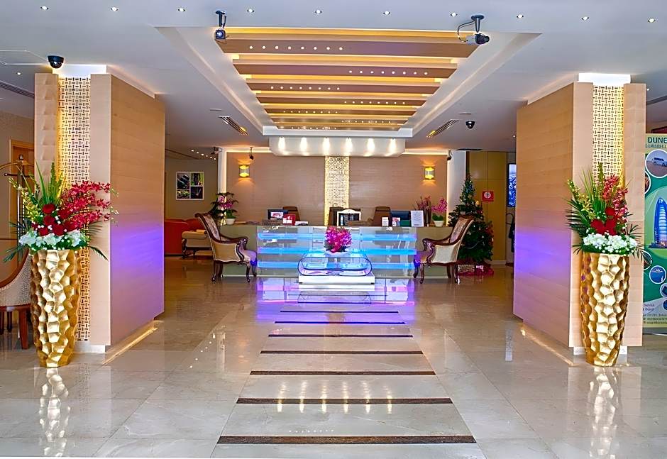 Versailles by Vieras Hotel