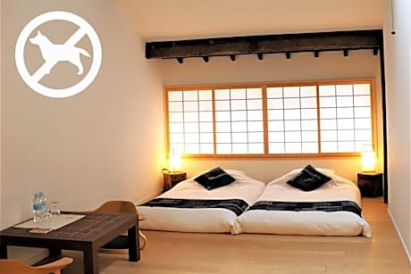 Standard Twin Room with Garden View