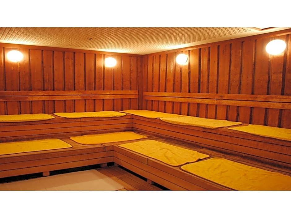 Royal Tainai Park Hotel