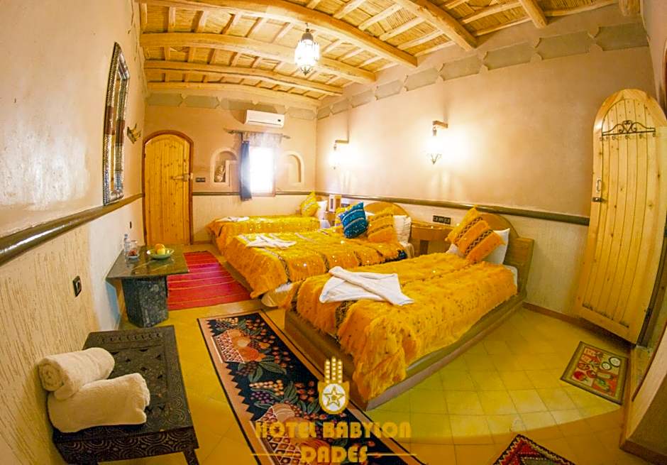 Hotel Babylon Dades