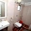 Hotel Crestwood