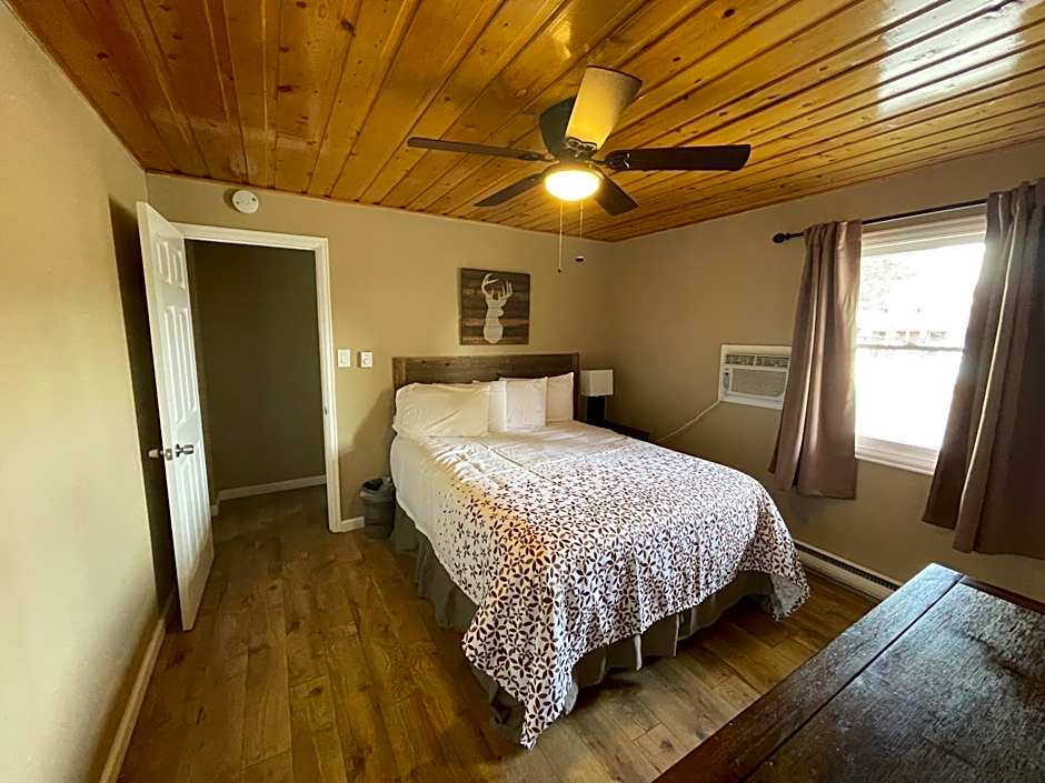 Estes Mountain Inn