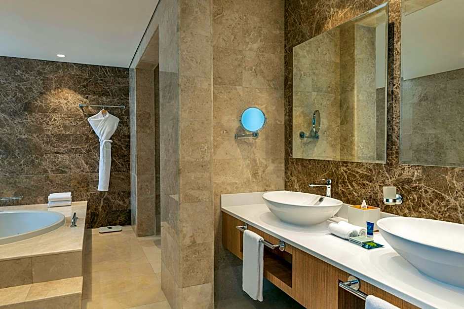 Four Points by Sheraton Production City, Dubai