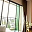 L Hotel