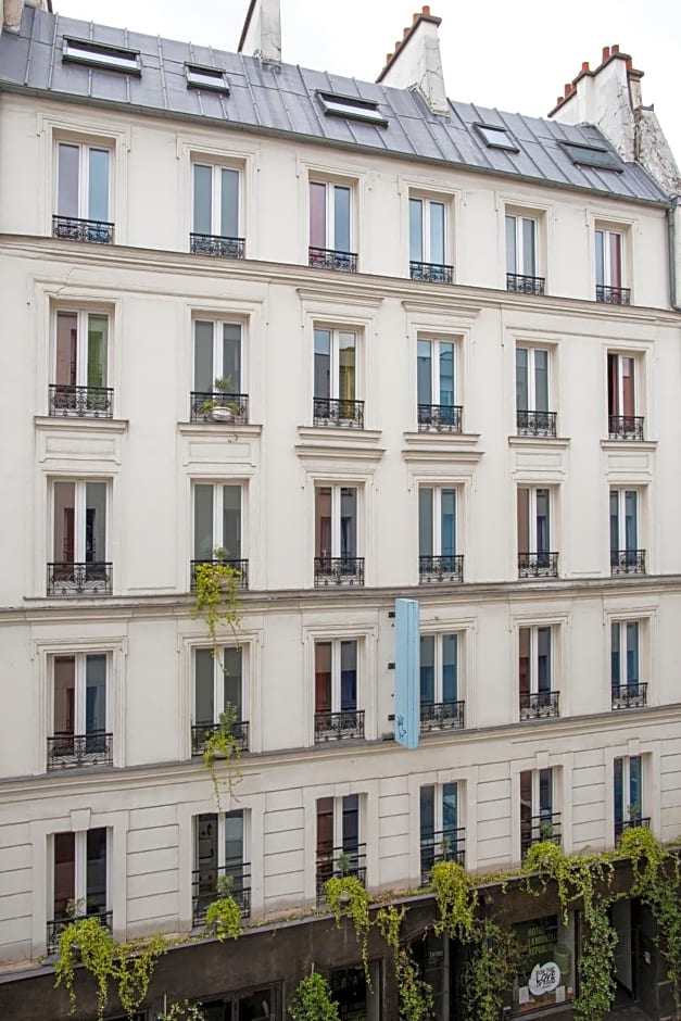 Hotel La Nouvelle Republique