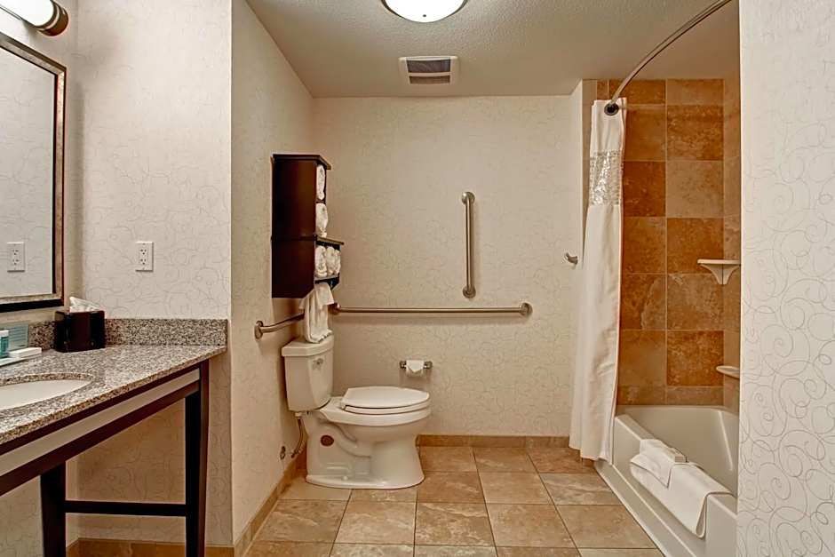 Hampton Inn & Suites By Hilton Red Deer