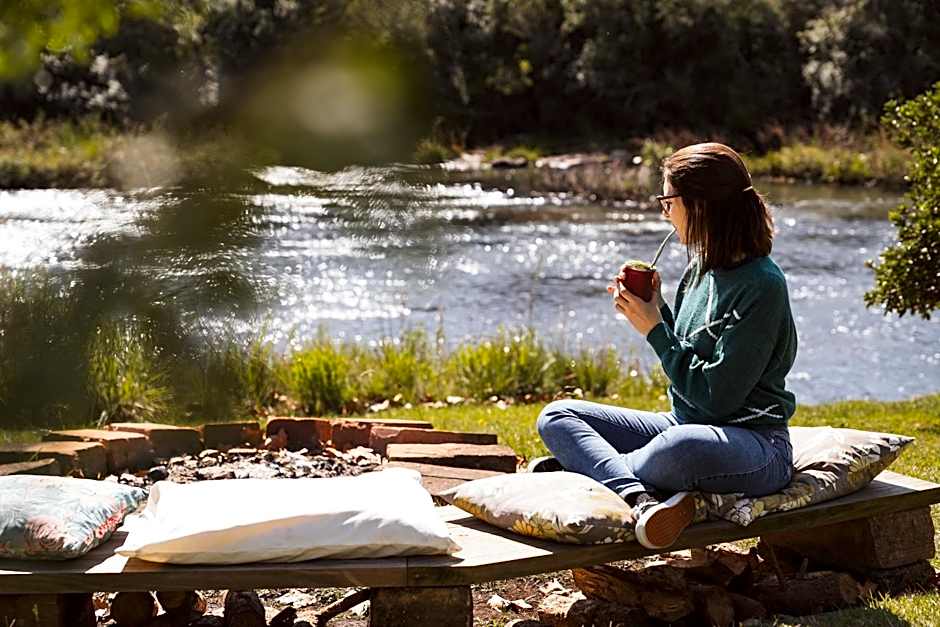 Casa no Campo, aconchego com lareira e banheira em quase todas Cabanas!