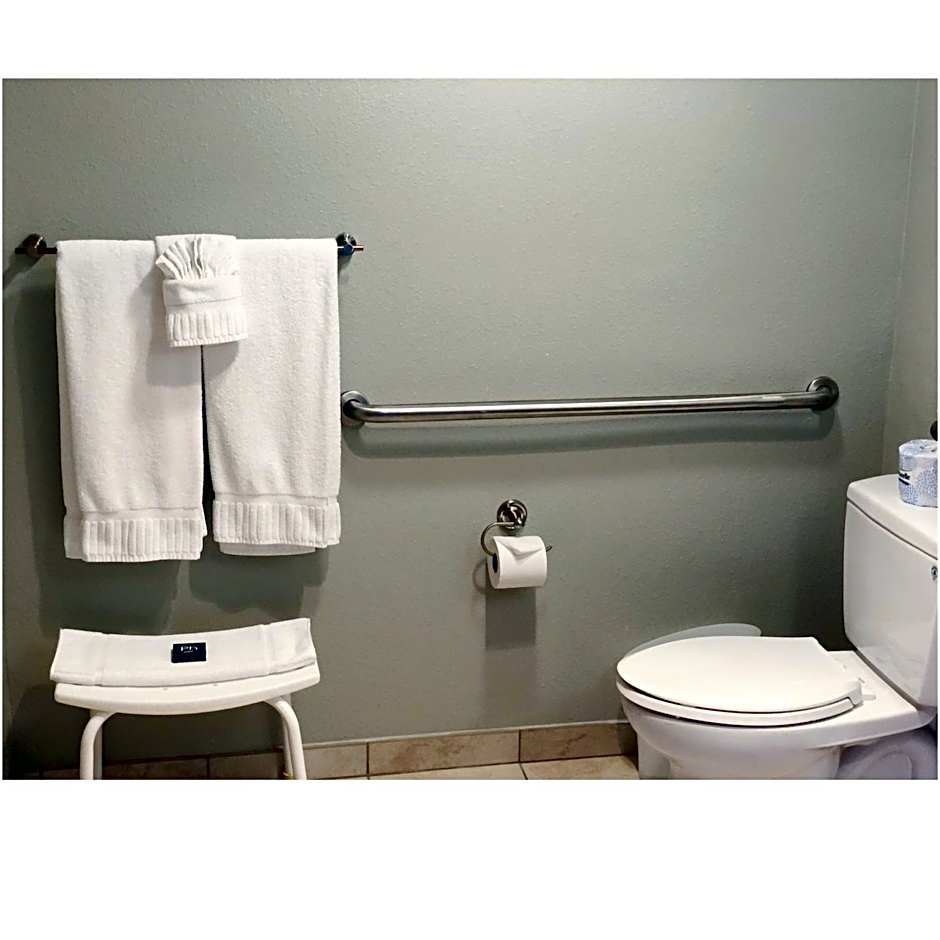 Mariposa Inn And Suites