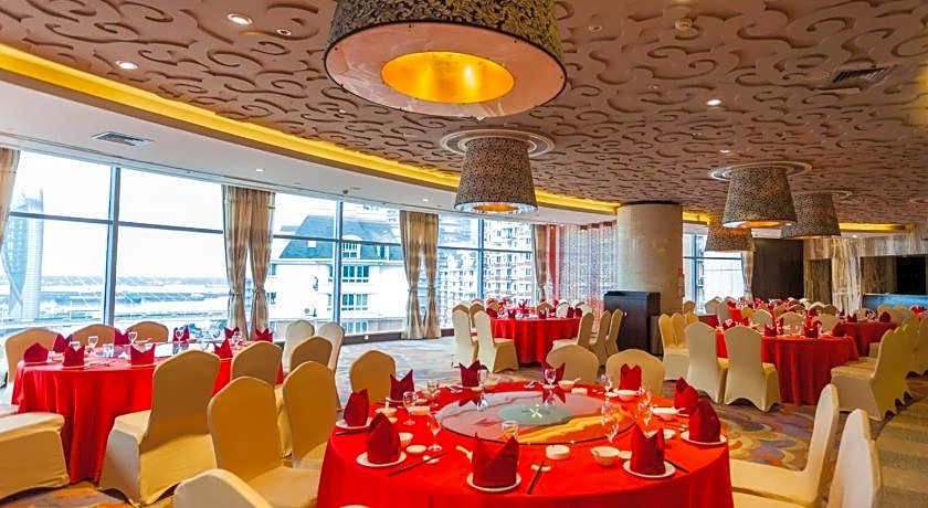 Cenbest Jinling Grand Hotel