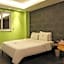 Hotel H2
