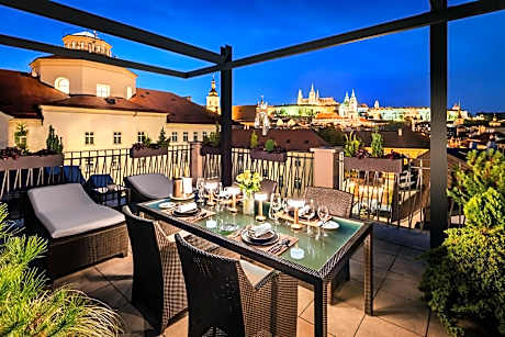 Presidential King Suite