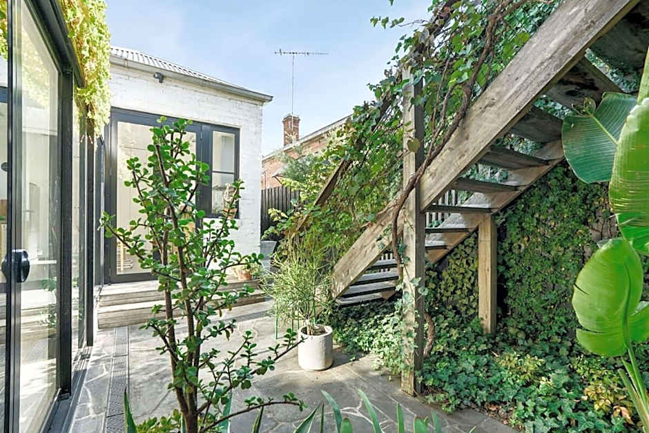 A Designer Terrace House by Edinburgh Gardens