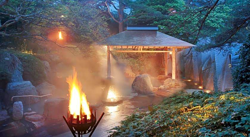 Kagaribinoyu Ryokusuitei