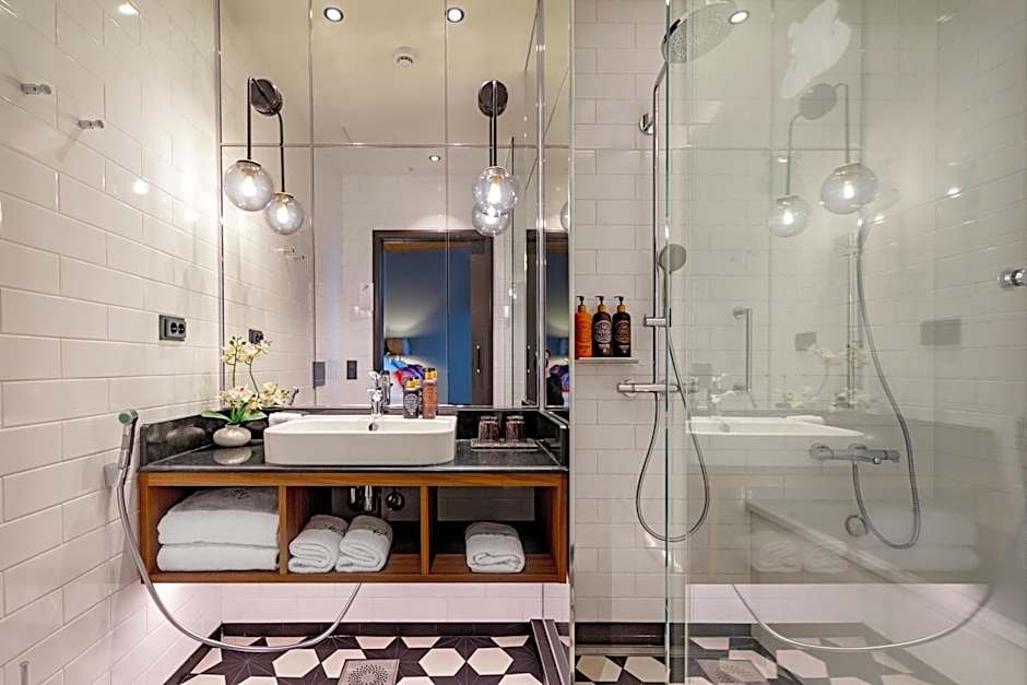 Hotel U14, Autograph Collection