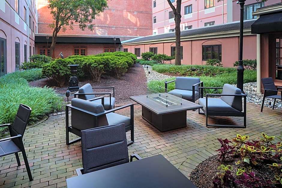 The Inn at Henderson's Wharf, an Ascend Collection Hotel