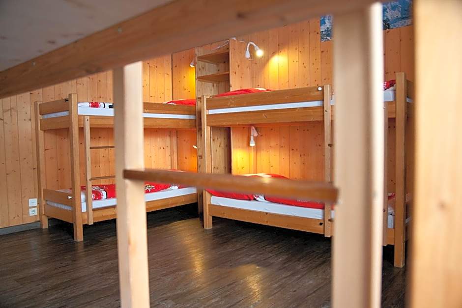 Valley Hostel