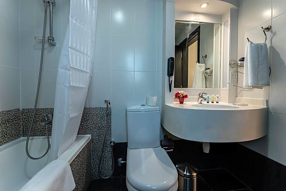 Gulf Oasis Hotel Apartments Fz LLC