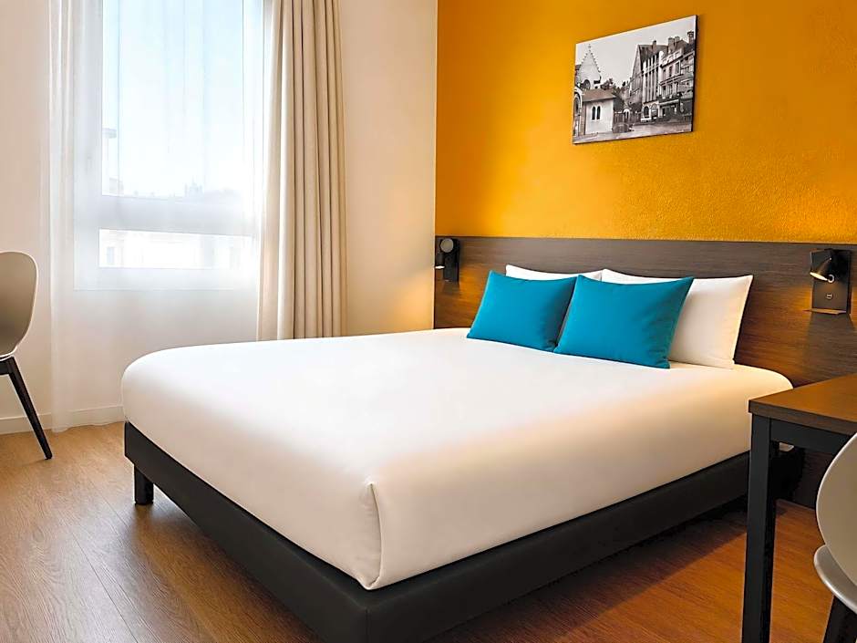Adagio Access Poitiers Aparthotel