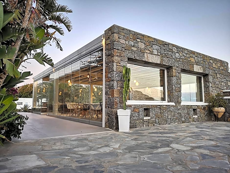 Sunrise Hotel and Suites