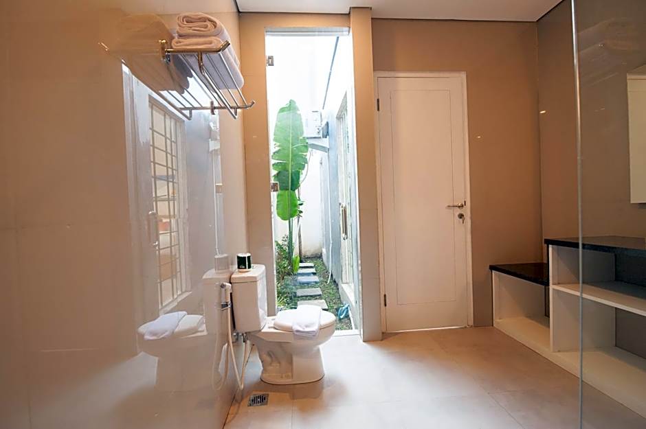Apple Villa & Suite Seminyak