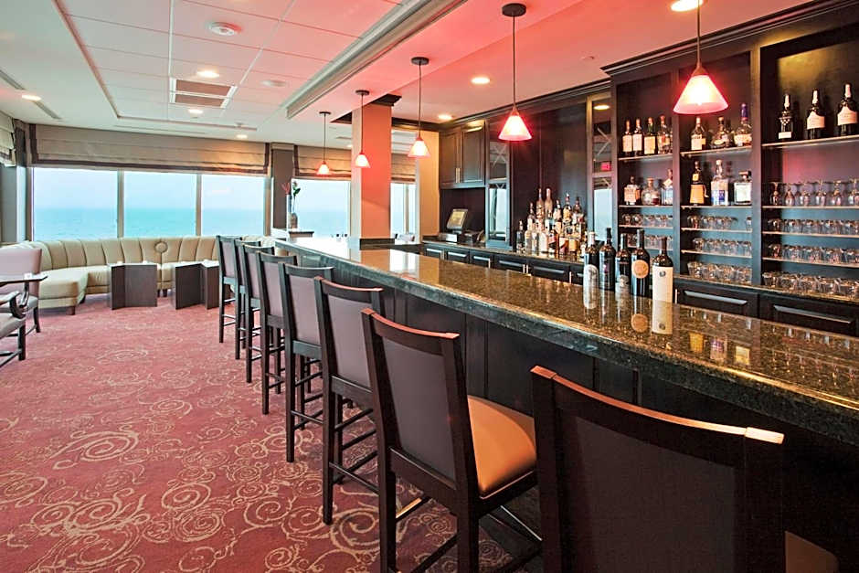 Holiday Inn & Suites Virginia Beach - North Beach By IHG