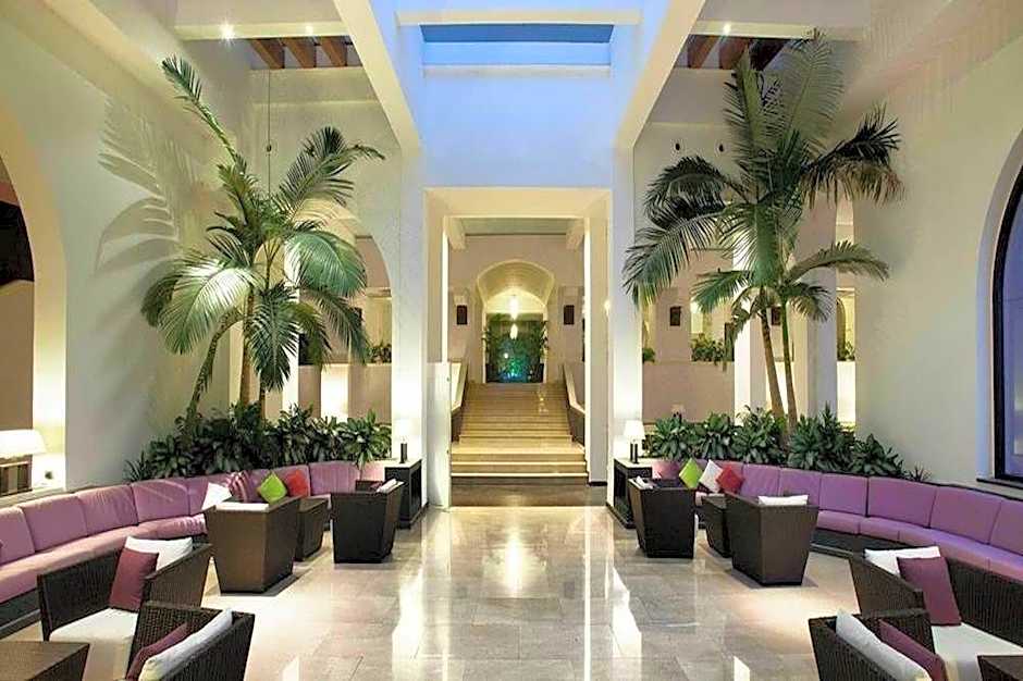 Hotel Santa Tecla Palace