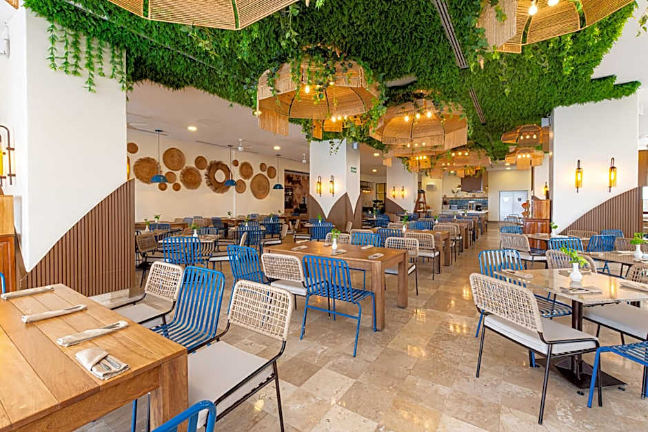 Tesoro Ixtapa Beach Resort