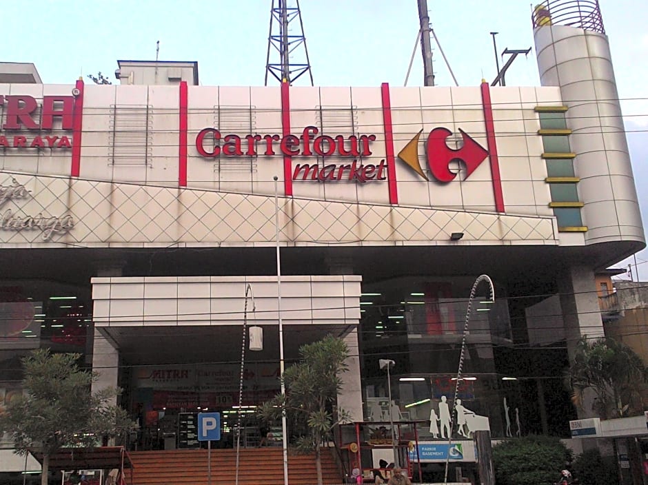 OYO 1851 Hotel Malang                                                                           