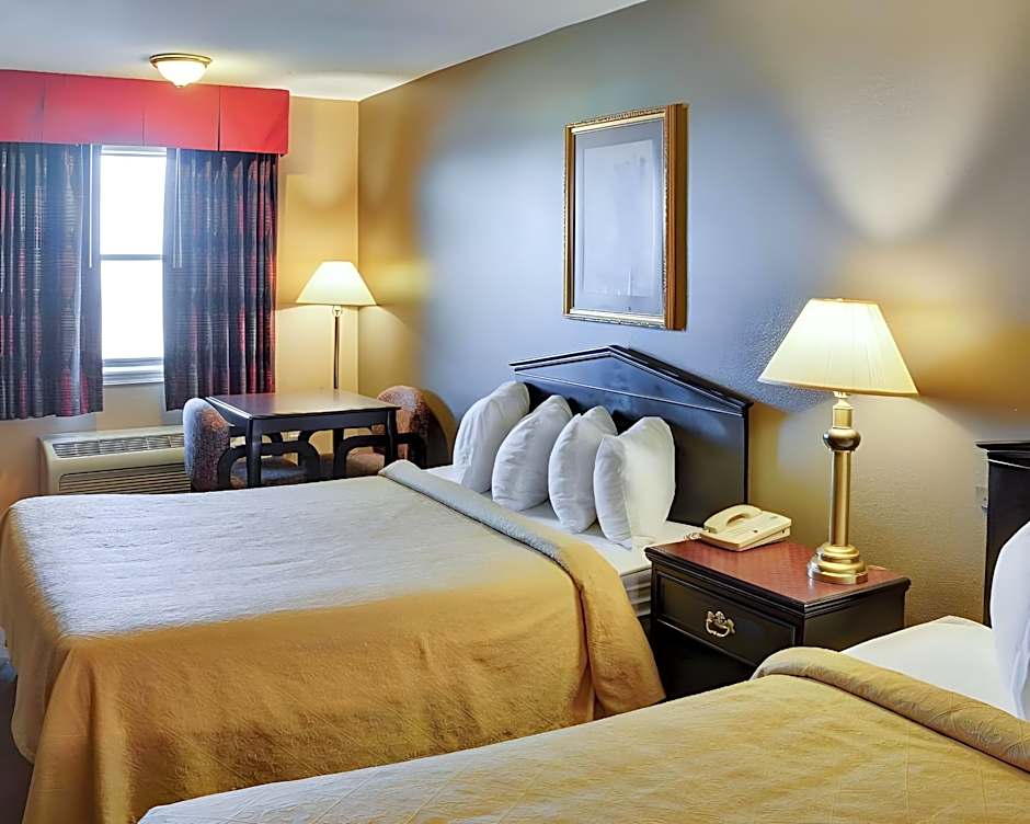 Quality Inn & Suites Hot Springs-Lake Hamilton