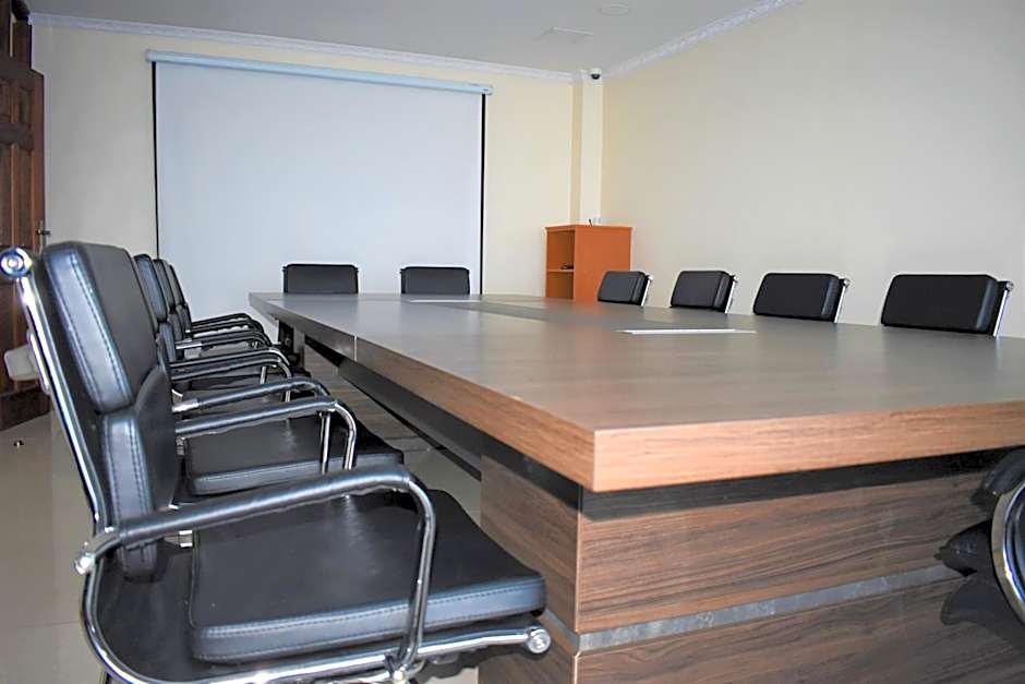 Empolos Hotel Nakuru