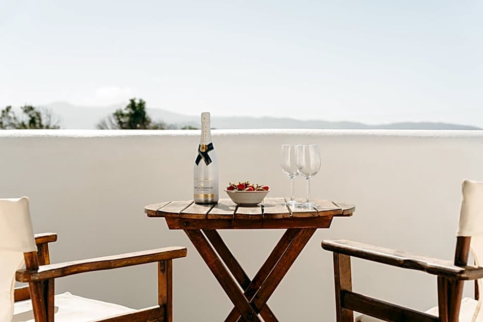 Eclipse Studios Naxos